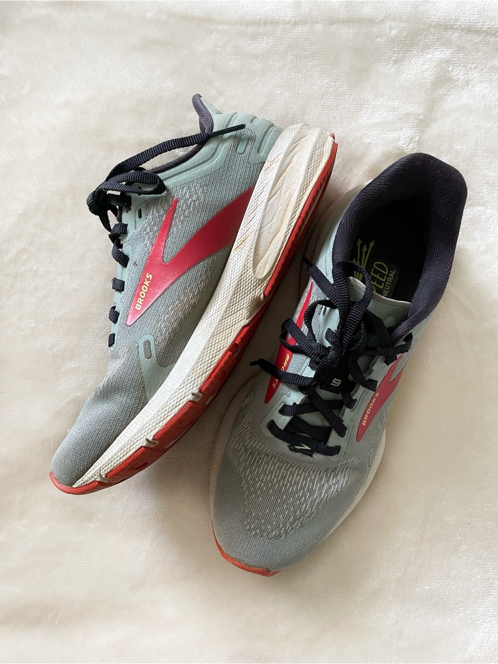 BROOKS Launch Men's Running Shoe Size 6.5